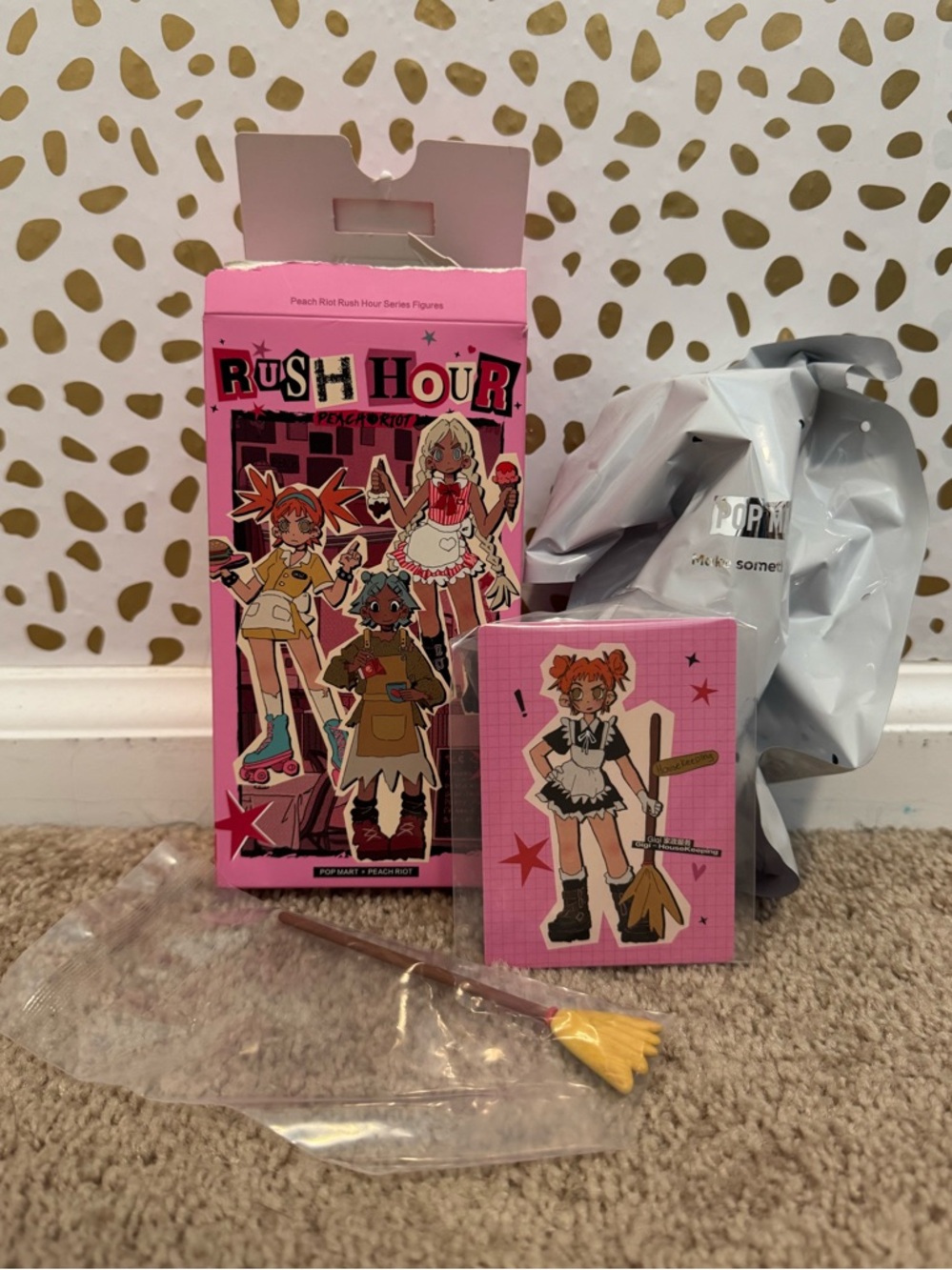 Pop Mart Peach Riot Rush Hour Gigi Housekeeping